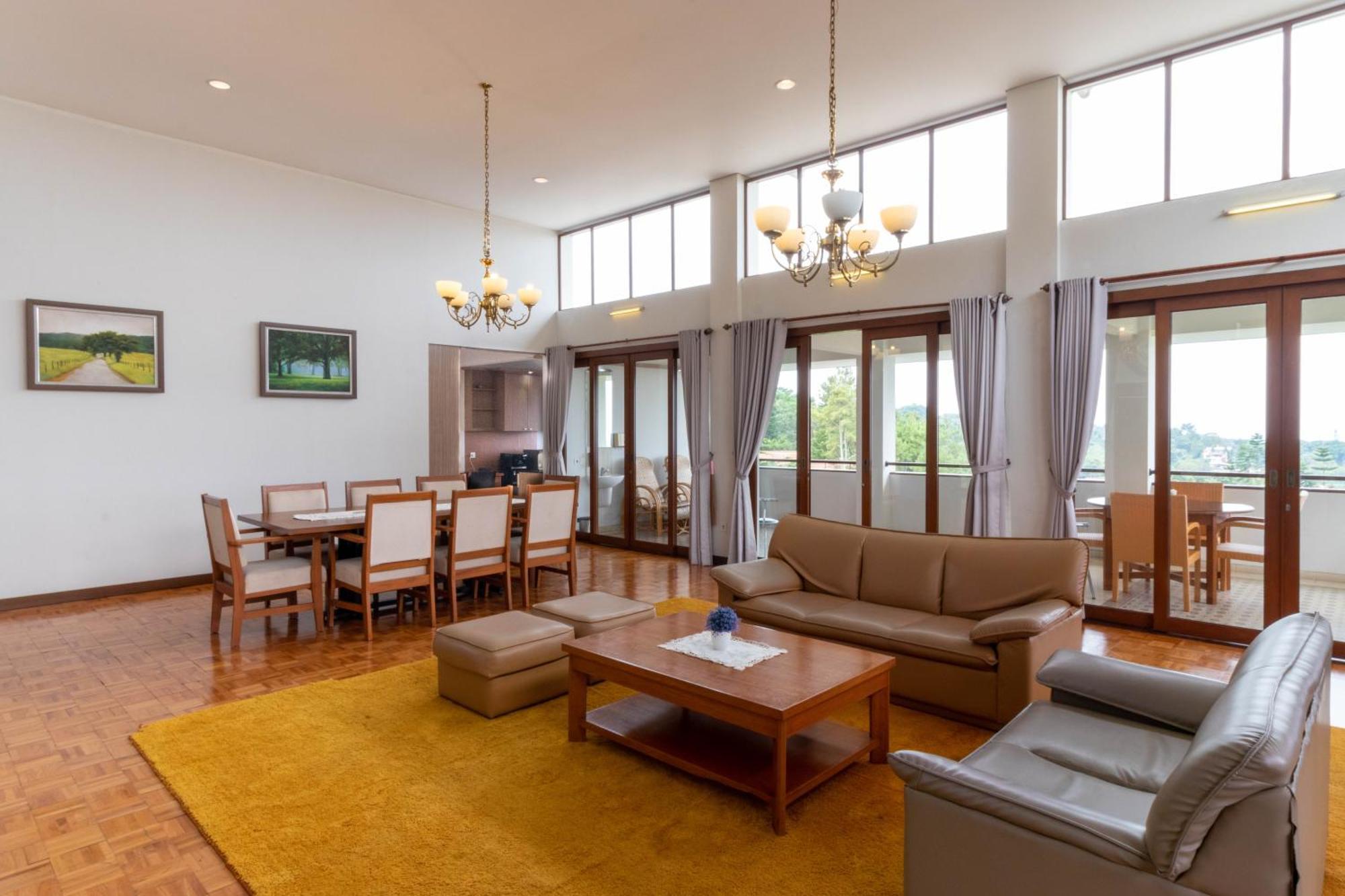 Family Only Amazing City View Villa - De Reiz Firen Syariah Bandung Esterno foto