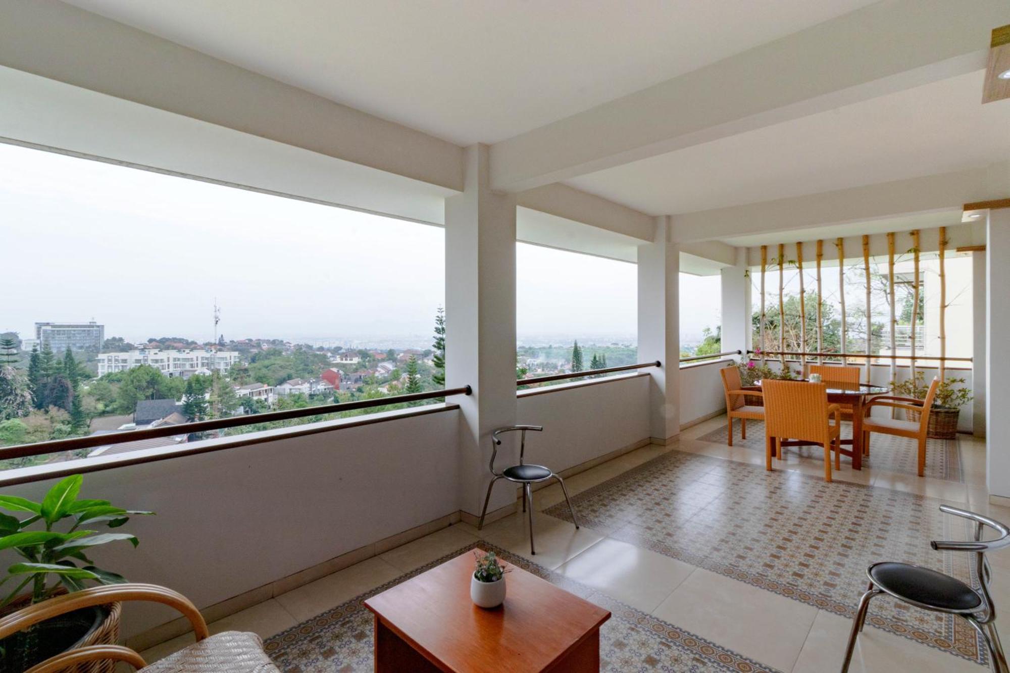 Family Only Amazing City View Villa - De Reiz Firen Syariah Bandung Esterno foto