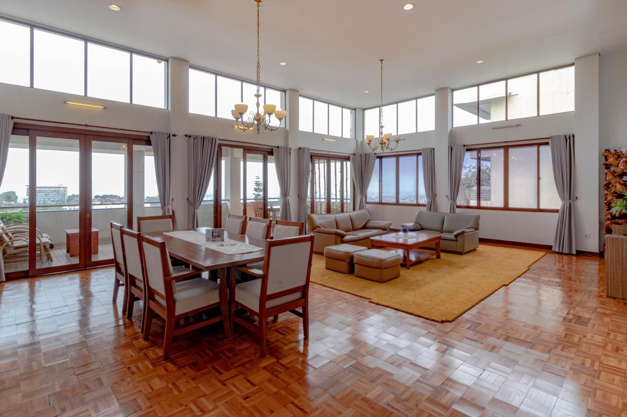 Family Only Amazing City View Villa - De Reiz Firen Syariah Bandung Esterno foto