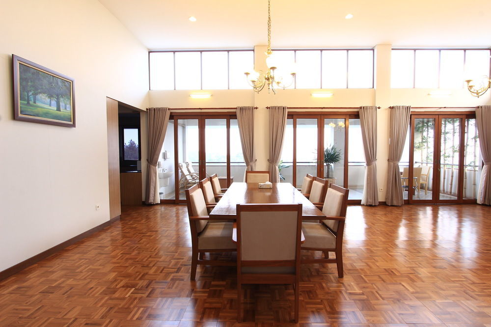 Family Only Amazing City View Villa - De Reiz Firen Syariah Bandung Esterno foto